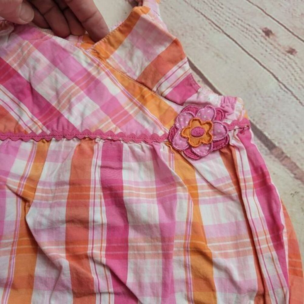 Carter's plaid romper 18mo - Picture 2 of 4